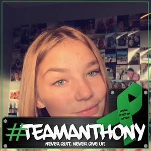 Meet your Posher, Lacy